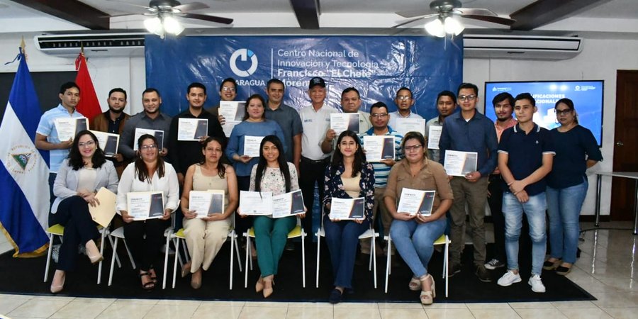 
                                                <b>75 Protagonistas reciben sus Certificaciones Internacionales de CI Nicaragua</b>
                                                <br><i class='far fa-user'></i>: mdpalacios
                                                 <i class='fas fa-calendar-alt'></i>: 22 de Diciembre de 2022 a las 13:23
                                            