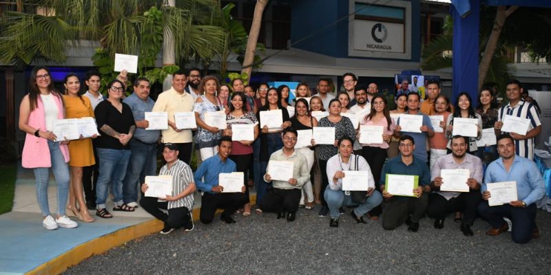 
                                                <b>¡Con gran entusiasmo! Finalizan Programa de Entrenamiento en Herramientas de Innovación</b>
                                                <br><i class='far fa-user'></i>: mdpalacios
                                                 <i class='fas fa-calendar-alt'></i>: 17 de Mayo de 2024 a las 09:58
                                            